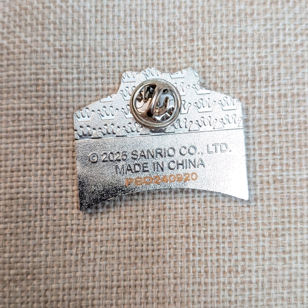 loungefly hello kitty enamel pin - Picture 2 of 2